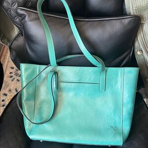 Patricia Nash Aqua bag